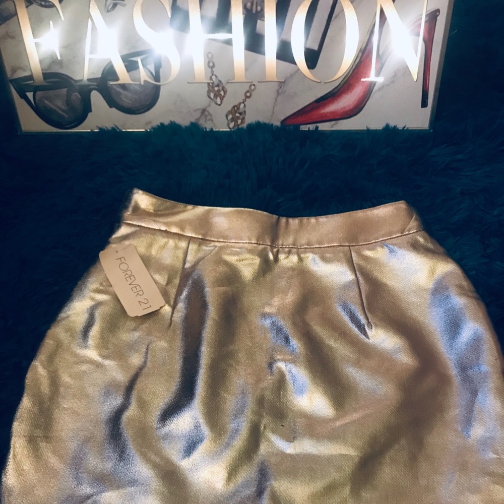 Gold skirt